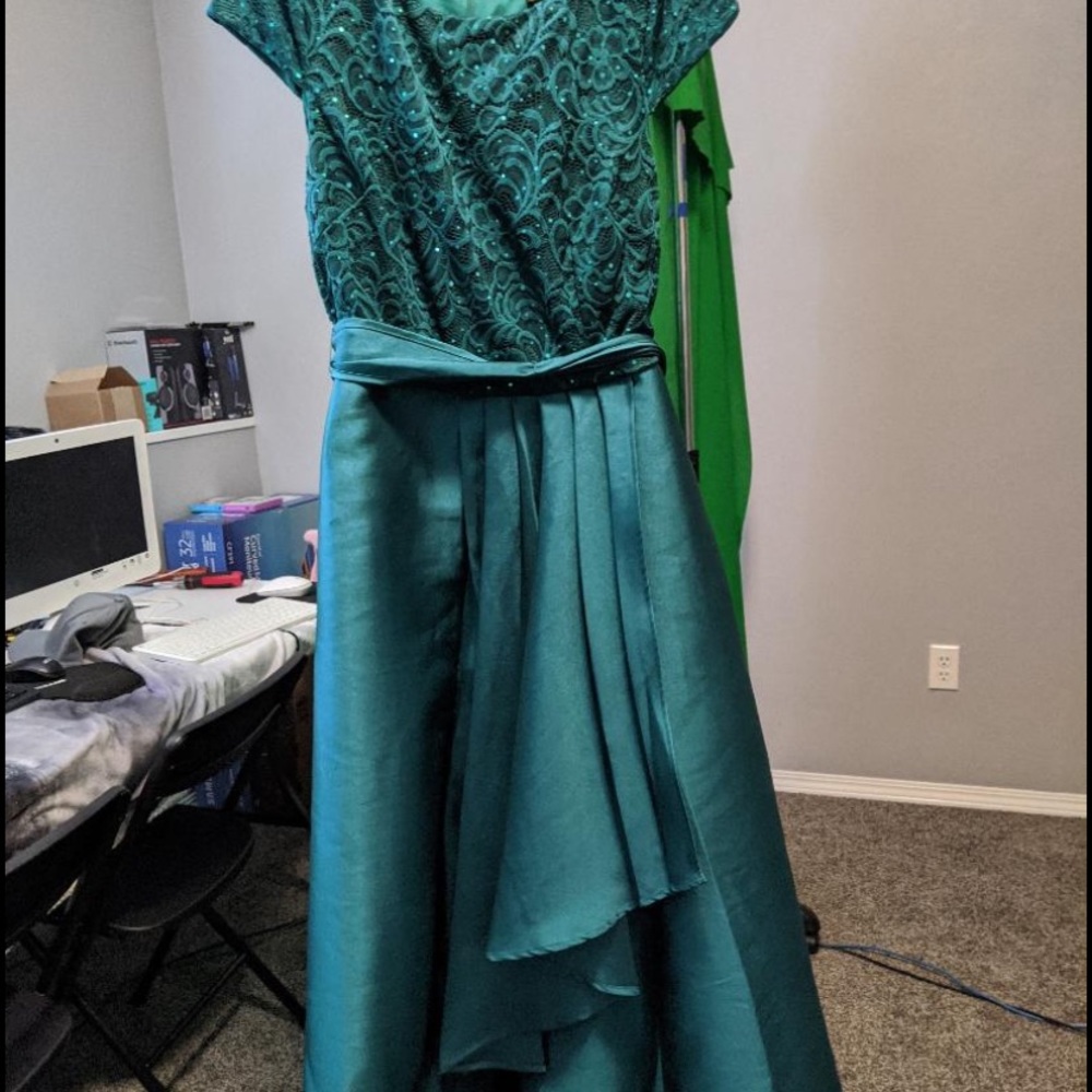 Dresses!